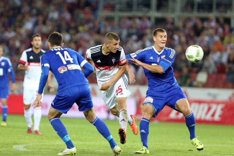 Football. I Liga. Gornik Zabrze - Pogon Siedlce. 19.08.2016