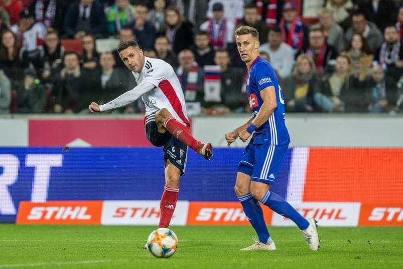 Football. PKO BP Ekstraklasa. Gornik Zabrze - Piast Gliwice. 03.11.2019