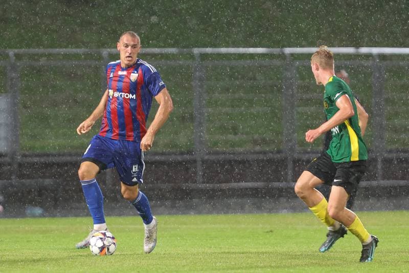Football. Betclic II liga. GKS Jastrzebie - Polonia Bytom. 17.08.2024