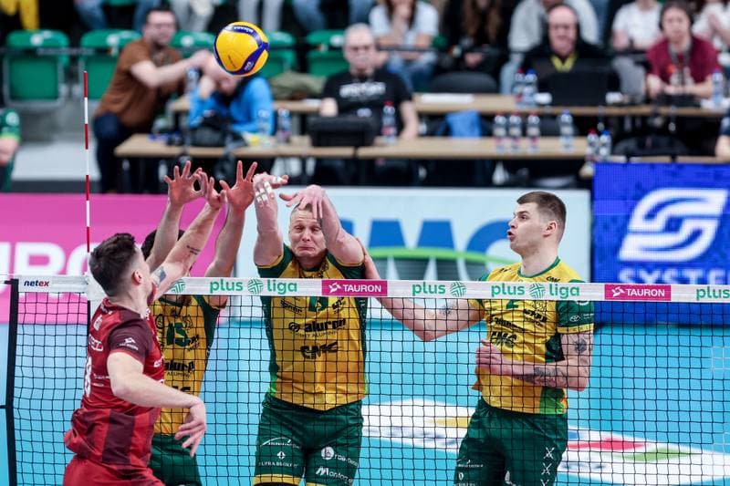 Volleyball. PlusLiga. Aluron CMC Warta Zawiercie - Asseco Resovia Rzeszow. 29.03.2025