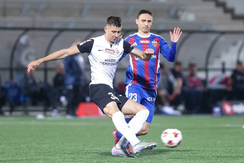 Football. Betclic I liga. Polonia Bytom - Puszcza Niepolomice. 04.10.2025