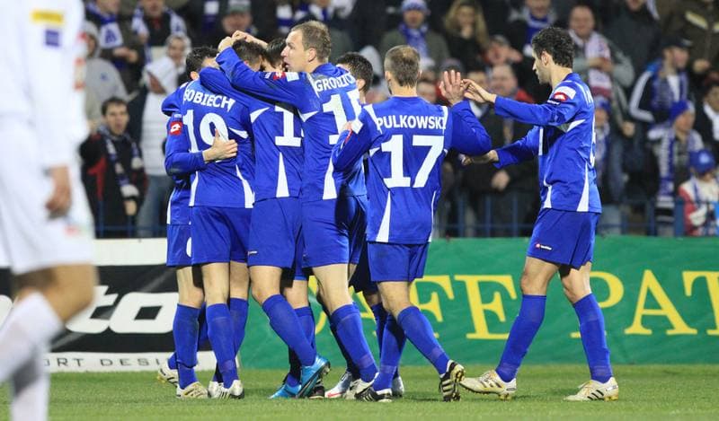 Football. Remes Puchar Polski. Ruch Chorzow - Pogon Szczecin. 06.04.2010