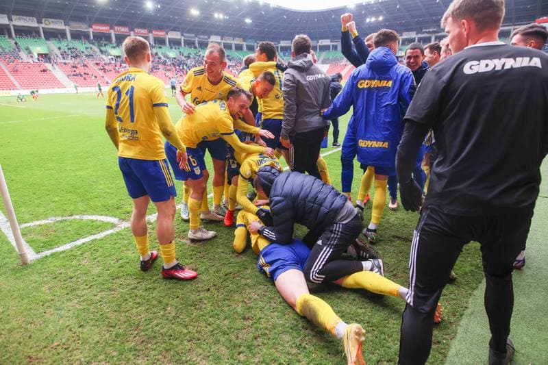Football. Fortuna I Liga. GKS Tychy - Arka Gdynia. 08.04.2023