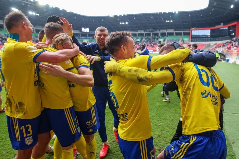 Football. Fortuna I Liga. GKS Tychy - Arka Gdynia. 08.04.2023