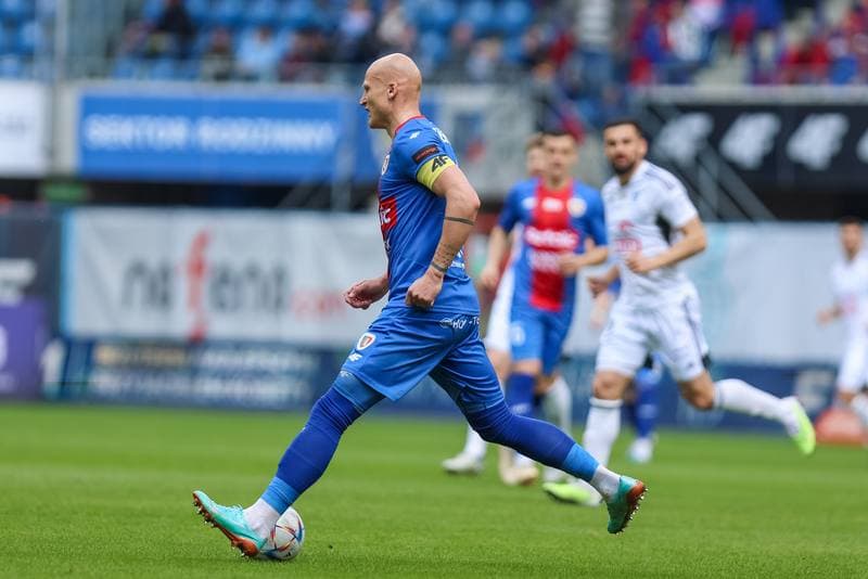 Football. PKO BP Ekstraklasa. Piast Gliwice - Wisla Plock. 16.04.2023