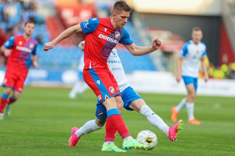 Football. Fortuna:Liga. Banik Ostrava - Viktoria Plzen. 16.04.2023