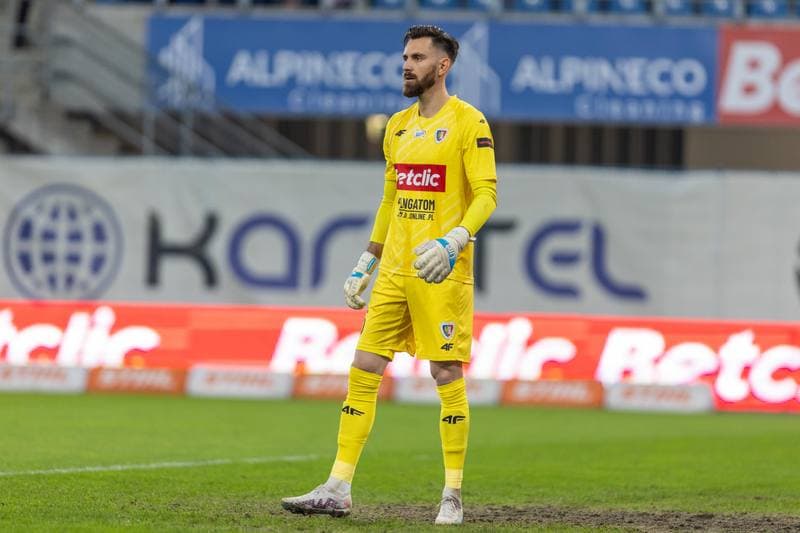 Football. PKO BP Ekstraklasa. Piast Gliwice - Pogon Szczecin. 29.04.2023