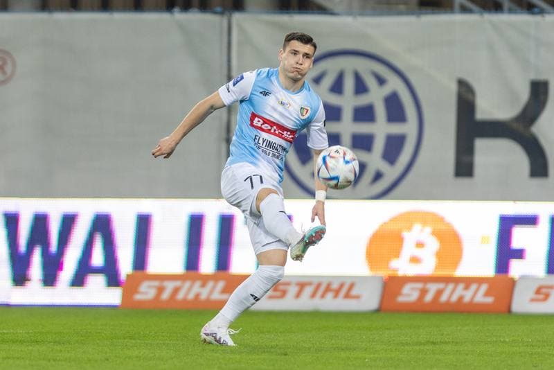 Football. PKO BP Ekstraklasa. Piast Gliwice - Pogon Szczecin. 29.04.2023