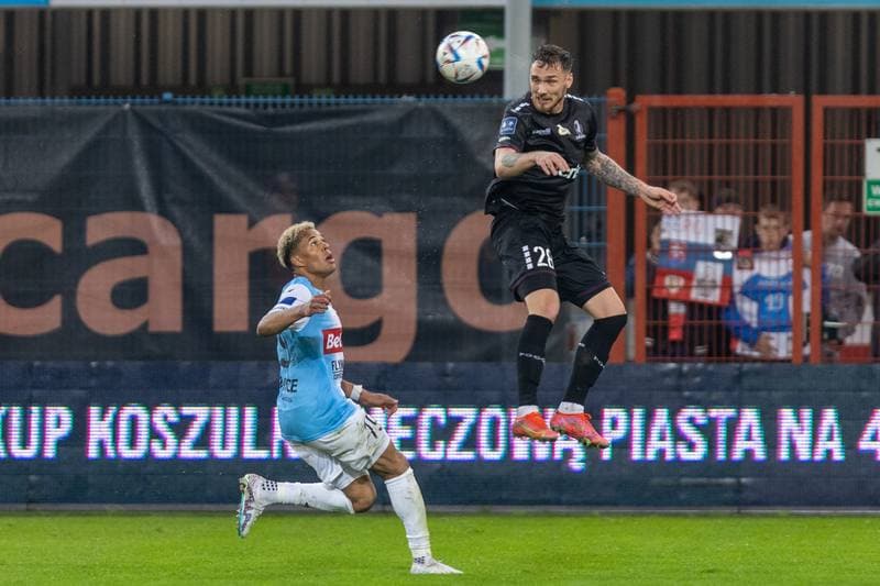 Football. PKO BP Ekstraklasa. Piast Gliwice - Pogon Szczecin. 29.04.2023