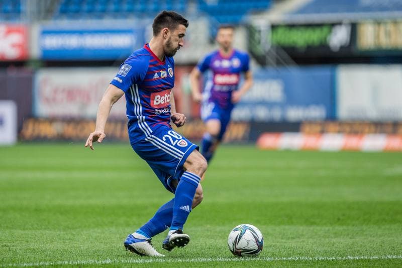 Football. PKO BP Ekstraklasa. Piast Gliwice - Podbeskidzie Bielsko-Biala. 03.05.2021