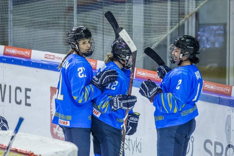 Ice Hockey. Women's World Championship Division 1 Group B. Korea - Kazakhstan. 09.04.2022