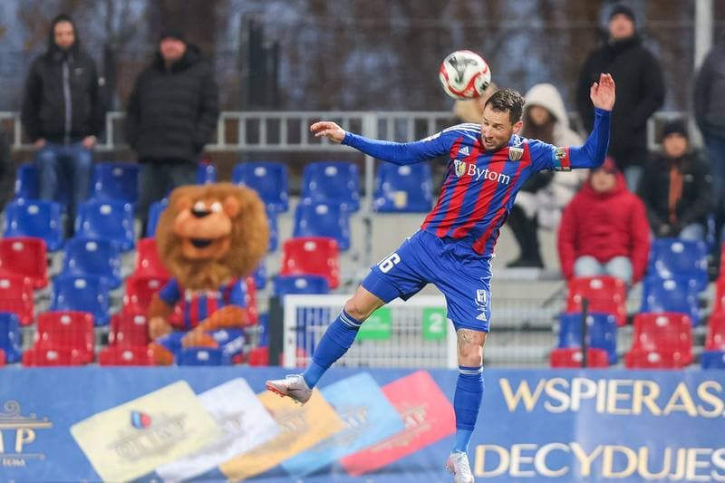 Football. II Liga. Polonia Bytom - Kotwica Kolobrzeg. 18.11.2023