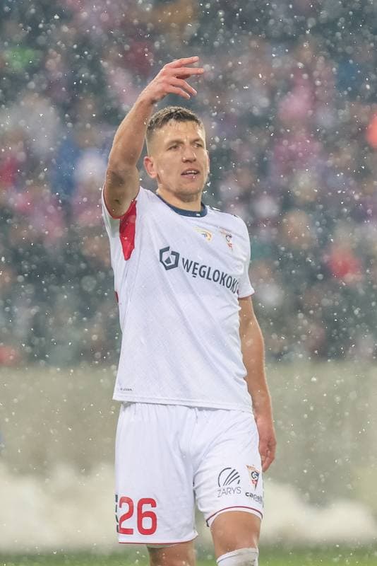 Football. PKO BP Ekstraklasa. Gornik Zabrze - Pogon Szczecin. 01.12.2023