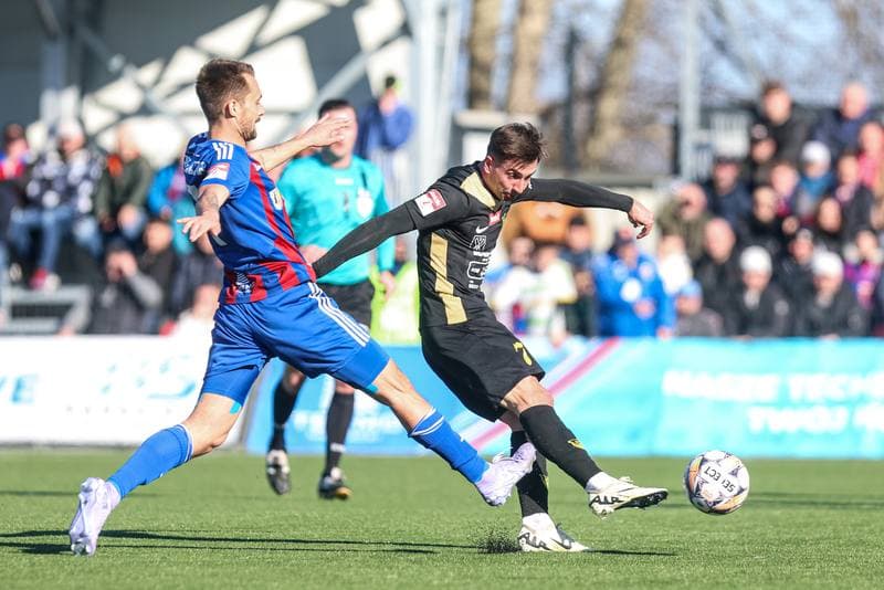 Football. Betclic II Liga. Polonia Bytom - GKS Jastrzebie. 16.03.2025