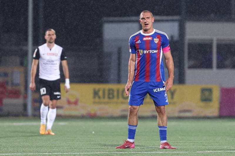 Football. Betclic I liga. Polonia Bytom - Puszcza Niepolomice. 04.10.2025