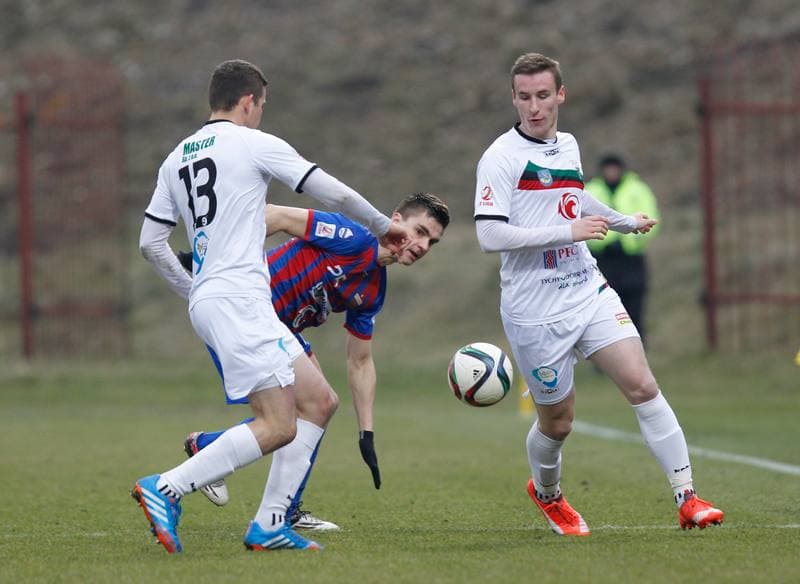 Football. II Liga. Polonia Bytom - GKS Tychy. 13.03.2016