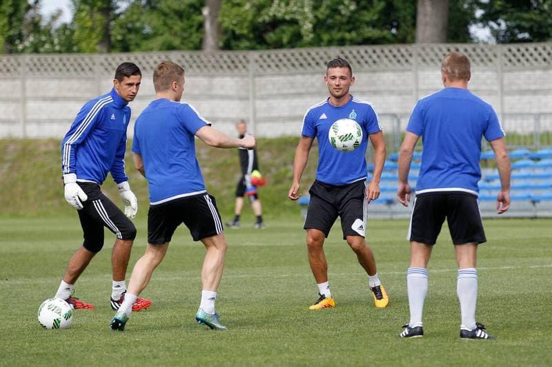 Football. Ruch Chorzow. Training. 09.06.2016
