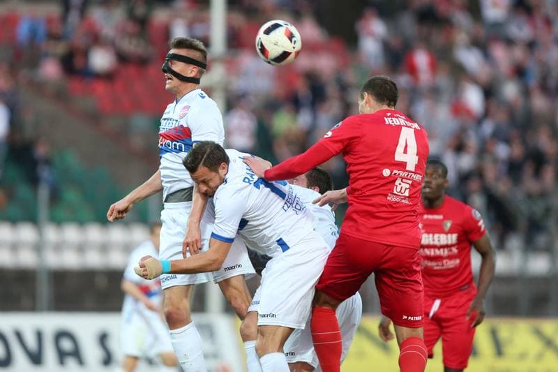 Football. Nice I Liga. Zaglebie Sosnowiec - Rakow Czestochowa. 11.04.2018