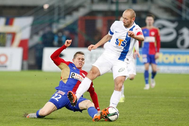 Football. PKO BP Ekstraklasa. Piast Gliwice - Lech Poznan. 20.12.2015