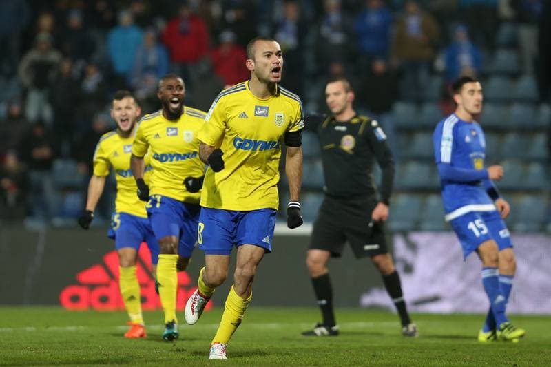 Football. Lotto Ekstraklasa. Ruch Chorzow - Arka Gdynia. 05.12.2016