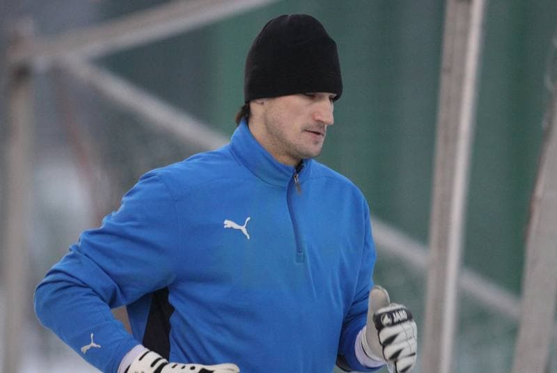Football. Sparing. Gornik Zabrze - Hutnik Krakow. 28.01.2011