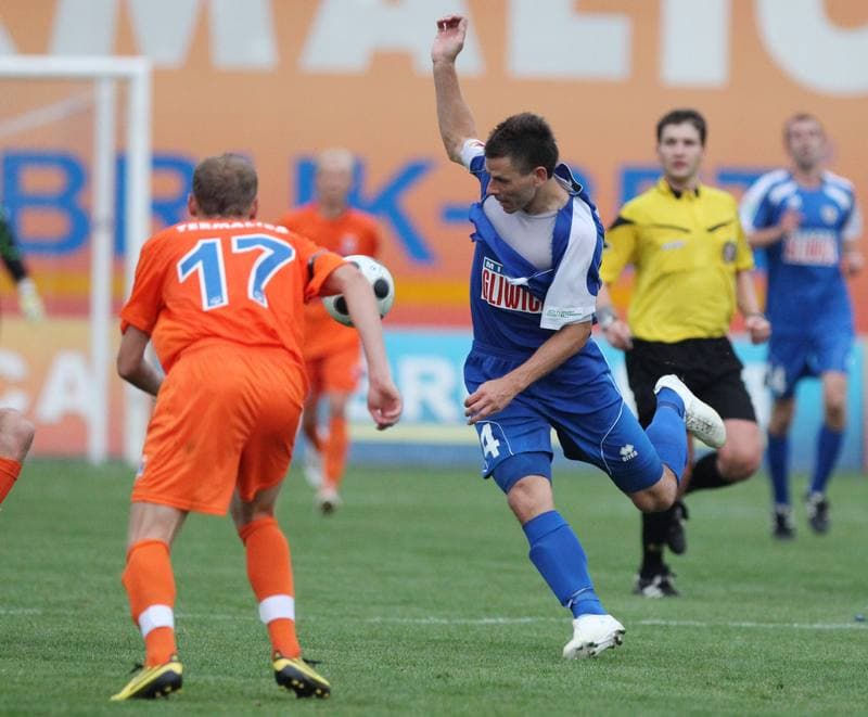 Football. I liga. Termalica Bruk-Bet Nieciecza - Piast Gliwice. 10.09.2011