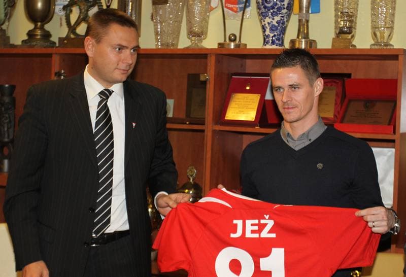 Football. Gornik Zabrze. Press Conference. 23.02.2011