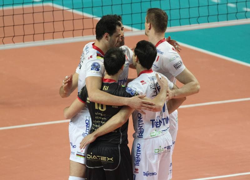 Volleyball. CEV Champions League. ZAKSA Kedzierzyn-Kozle - Trentino Volley. 22.12.2011