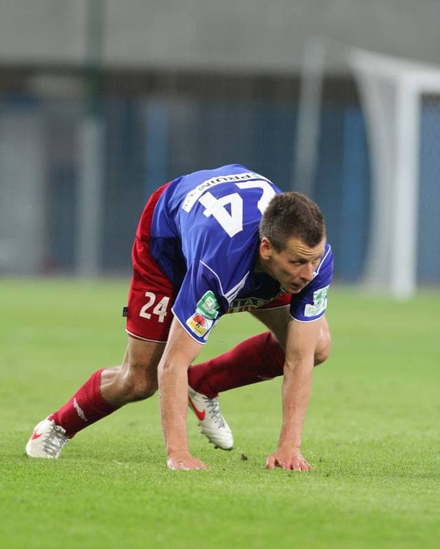 Football. I liga. Piast Gliwice - Dolcan Zabki. 09.05.2012