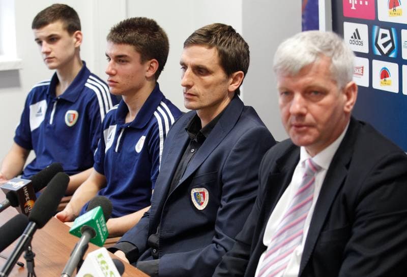 Football. Piast Gliwice. Press Conference. 17.01.2014
