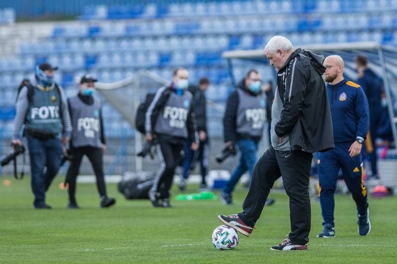 Football. III Liga. Ruch Chorzow - Sleza Wroclaw. 10.04.2021