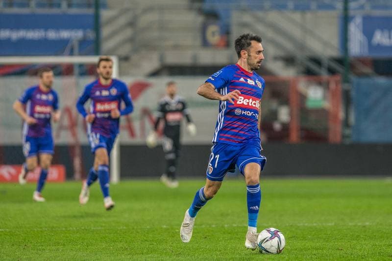 Football. PKO BP Ekstraklasa. Piast Gliwice - Gornik Zabrze. 12.04.2021