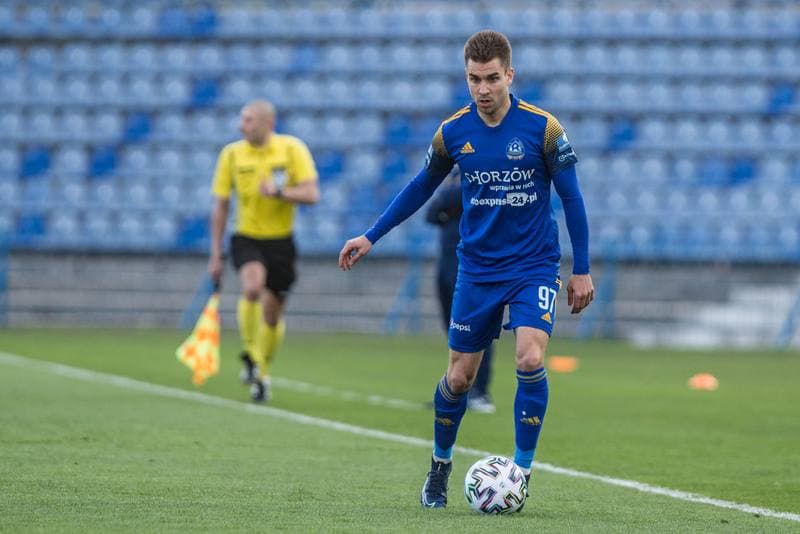 Football. III Liga. Ruch Chorzow - Sleza Wroclaw. 10.04.2021