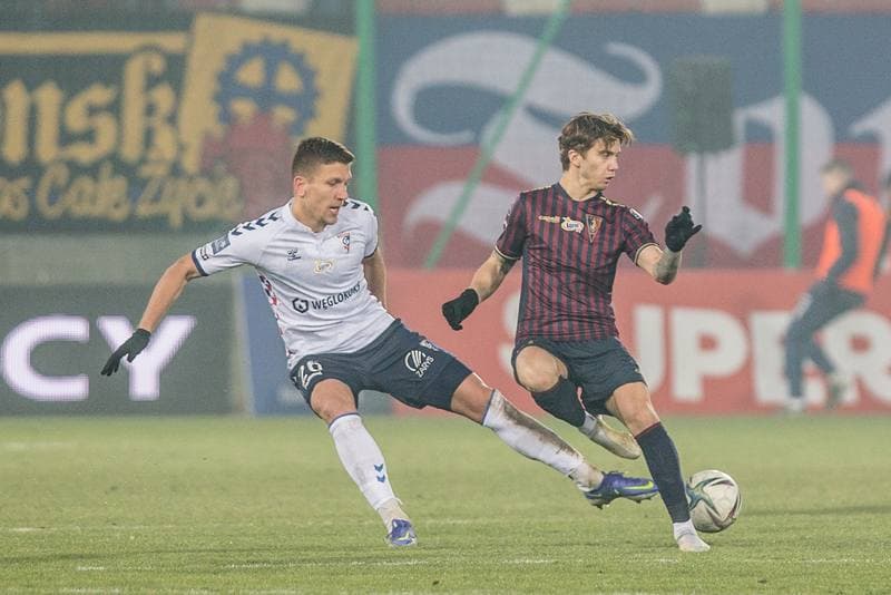 Football. PKO BP Ekstraklasa. Gornik Zabrze - Pogon Szczecin. 12.12.2021