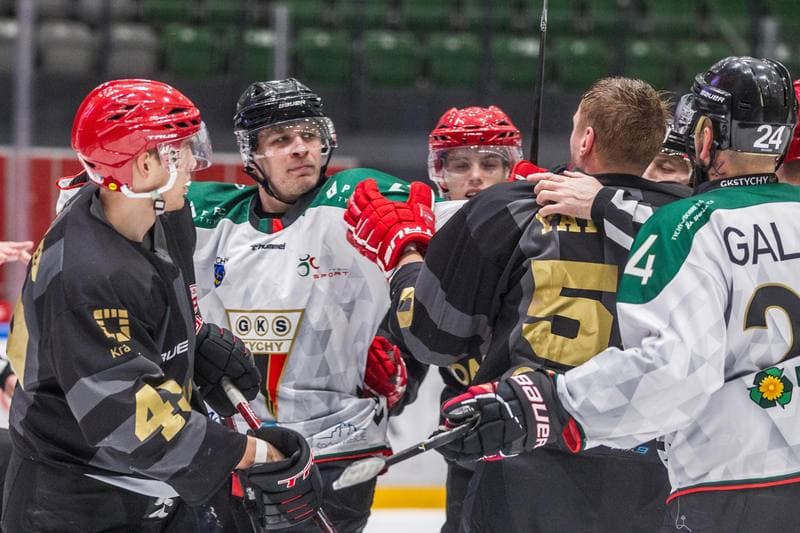 Ice Hockey. Polska Hokej Liga. GKS Tychy - Comarch Cracovia. 22.12.2021