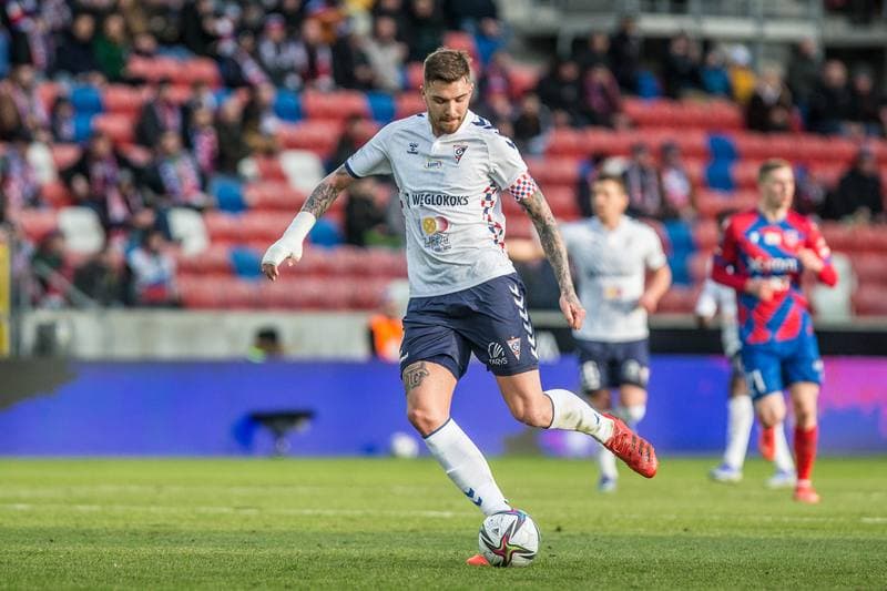 Football. PKO BP Ekstraklasa. Gornik Zabrze - Rakow Czestochowa. 20.02.2022