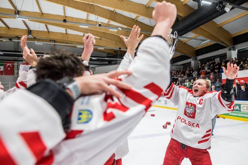 Ice Hockey. Olympic Women's Ice Hockey Pre-Qualification. Poland - Netherlands. 10.10.2021