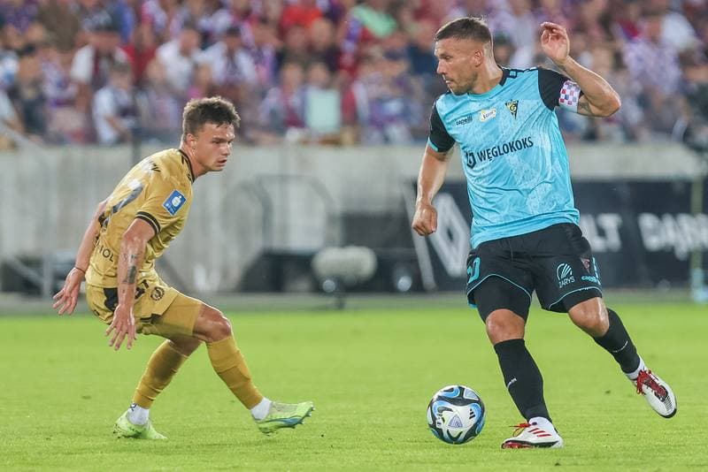 Football. PKO BP Ekstraklasa. Gornik Zabrze - Widzew Lodz. 18.08.2023