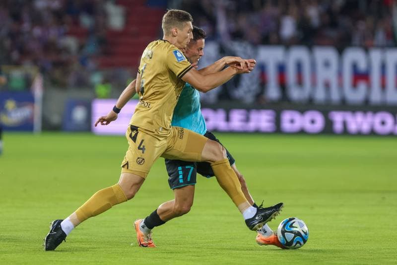 Football. PKO BP Ekstraklasa. Gornik Zabrze - Widzew Lodz. 18.08.2023