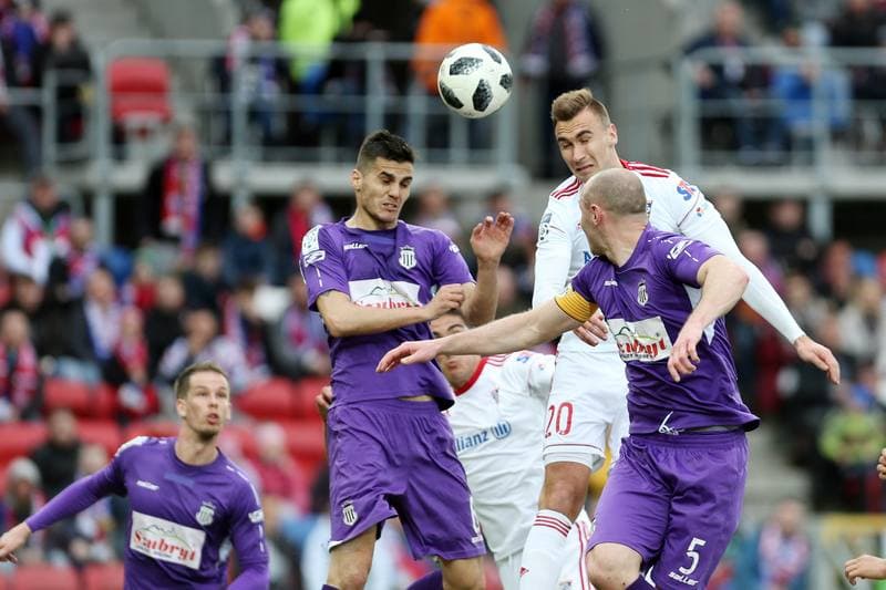 Football. Lotto Ekstraklasa. Gornik Zabrze - Sandecja Nowy Sacz. 31.03.2018
