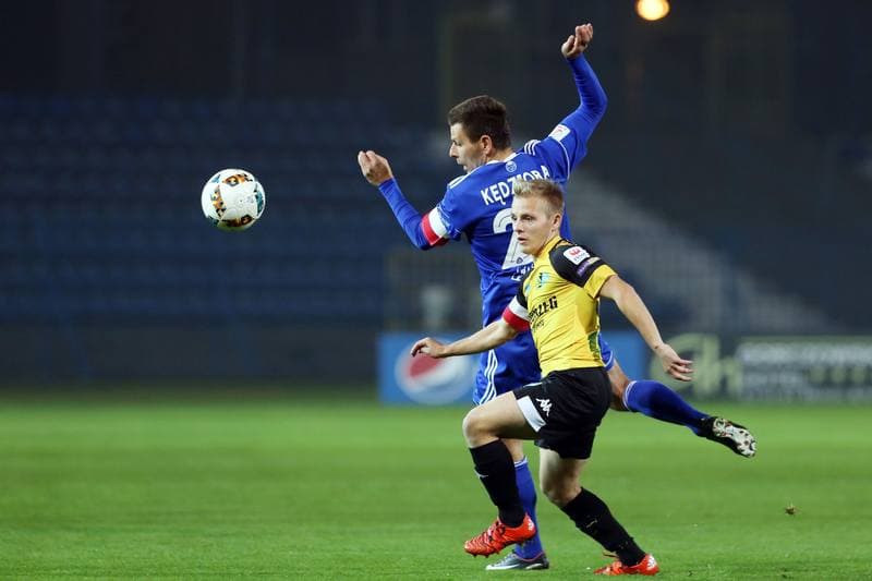 Football. II Liga. Ruch Chorzow - Siarka Tarnobrzeg. 10.11.2018