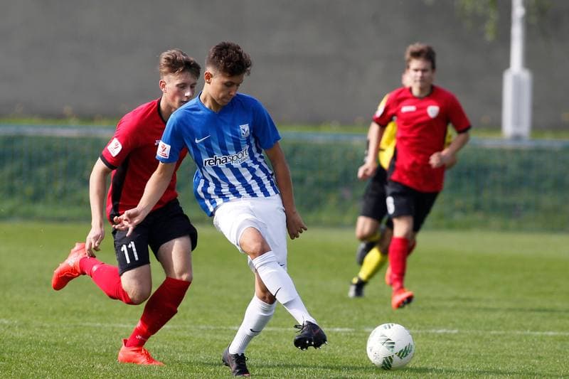 Football. Centralna Liga Juniorow. Piast Gliwice - Lech Poznan. 01.10.2016