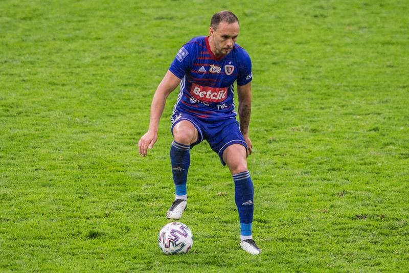 Football. PKO BP Ekstraklasa. Piast Gliwice - Lech Poznan. 20.06.2020