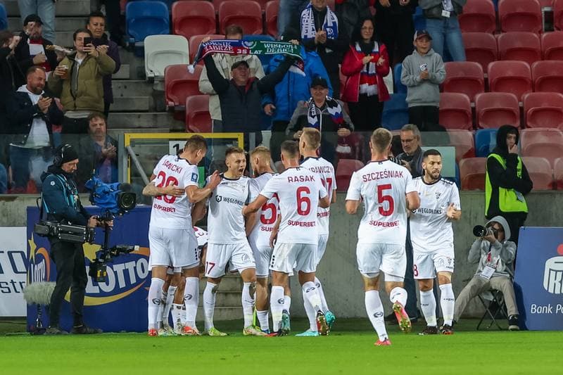 Football. PKO BP Ekstraklasa. Gornik Zabrze - Rakow Czestochowa. 22.10.2023