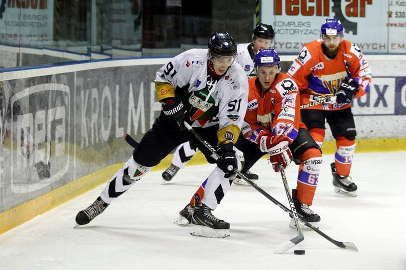 Ice Hockey. Polska Hokej Liga. GKS Tychy - Weglokoks Kraj Polonia Bytom. 02.10.2018