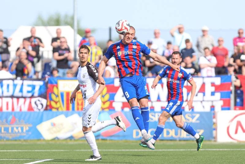 Football. II Liga. Polonia Bytom - Sandecja Nowy Sacz. 03.05.2024