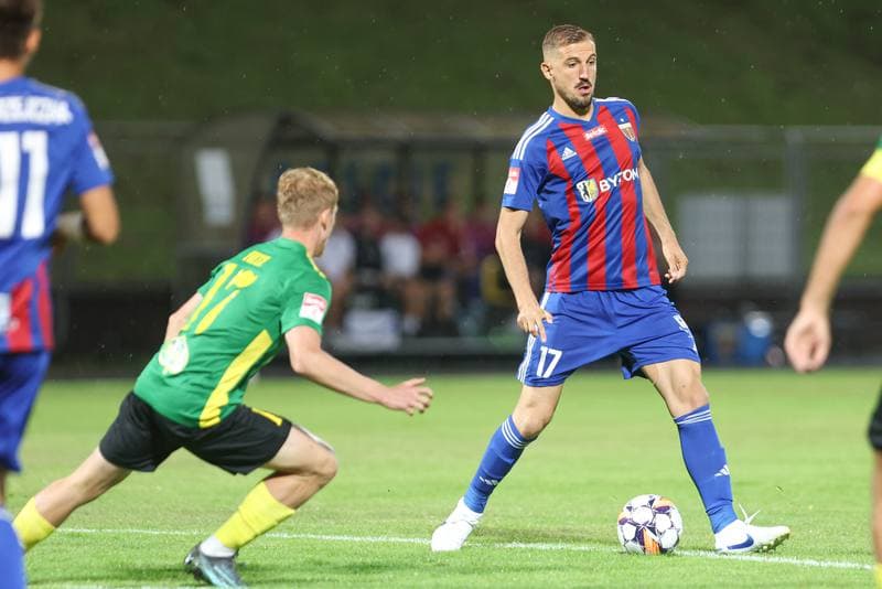 Football. Betclic II liga. GKS Jastrzebie - Polonia Bytom. 17.08.2024