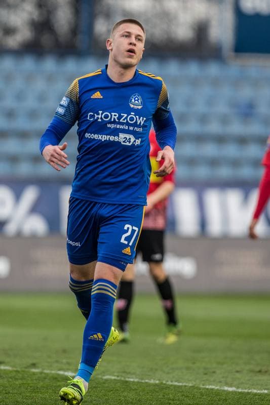Football. III Liga. Ruch Chorzow - Sleza Wroclaw. 10.04.2021