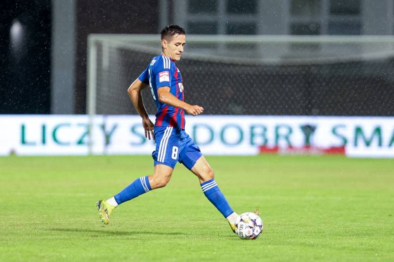 Football. Betclic II liga. GKS Jastrzebie - Polonia Bytom. 17.08.2024