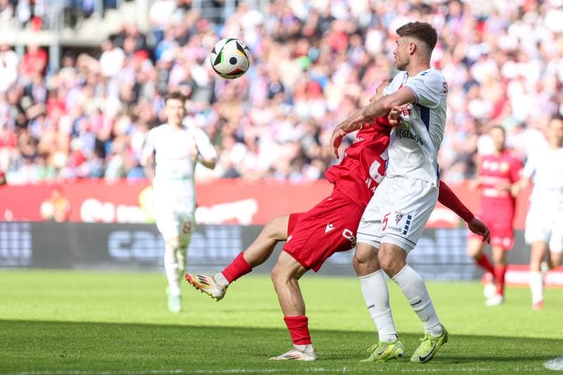 Football. PKO BP Ekstraklasa. Gornik Zabrze - Widzew Lodz. 27.04.2025